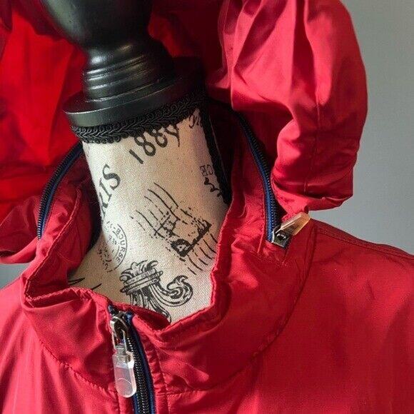 Eddie Bauer Red and Blue lightweight windbreaker with hidden hood and pockets - Picture 9 of 12
